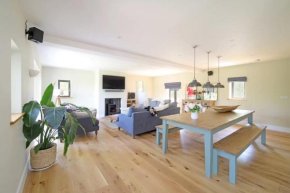 Contemporary Cottage & Garden in Dorset